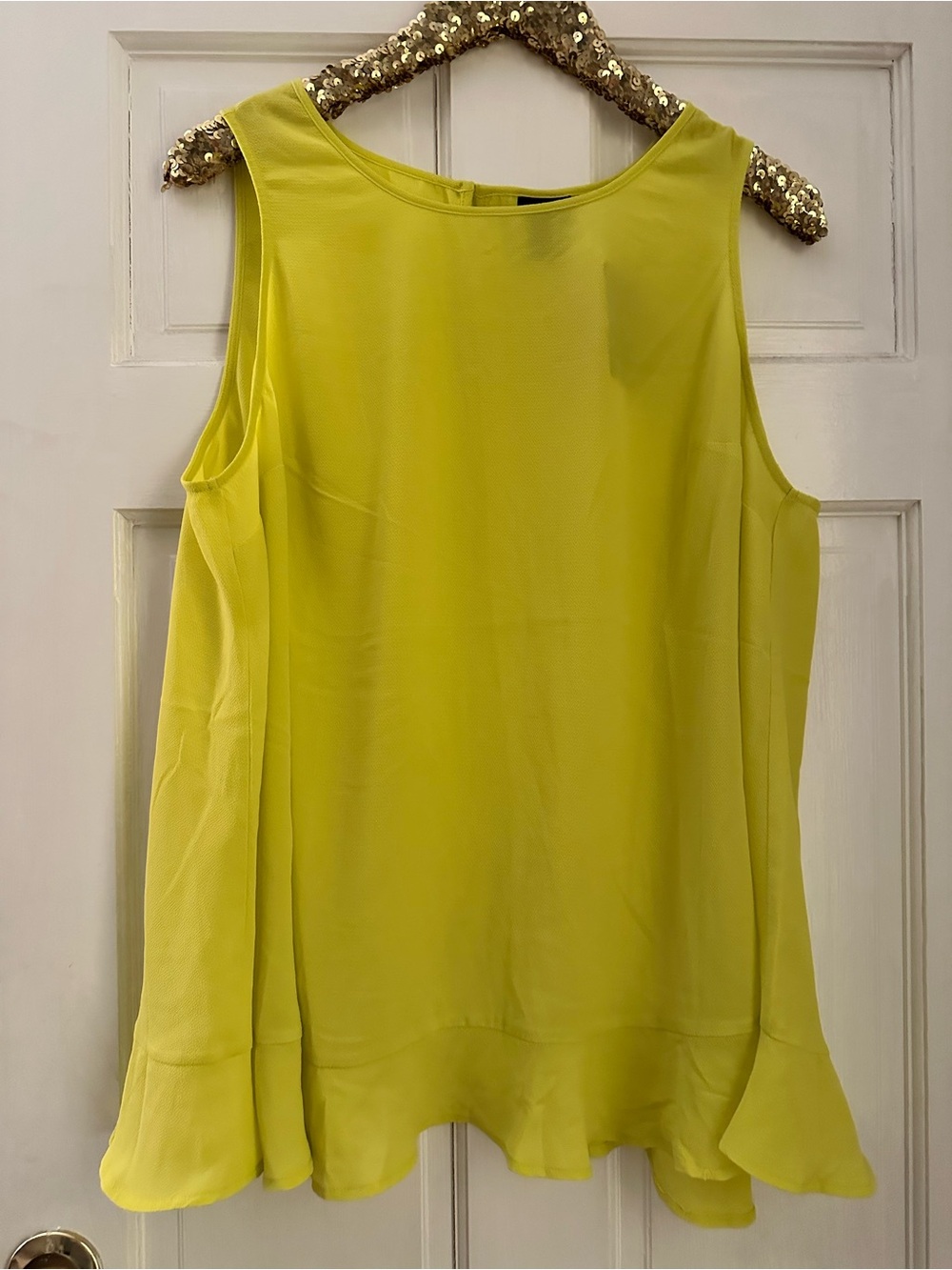 Torrid Sleeveless Ruffle-Hem Top Chartreuse Green Yellow Size 1 New!